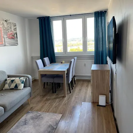 아파트 Z Widokiem 옐레니아구라